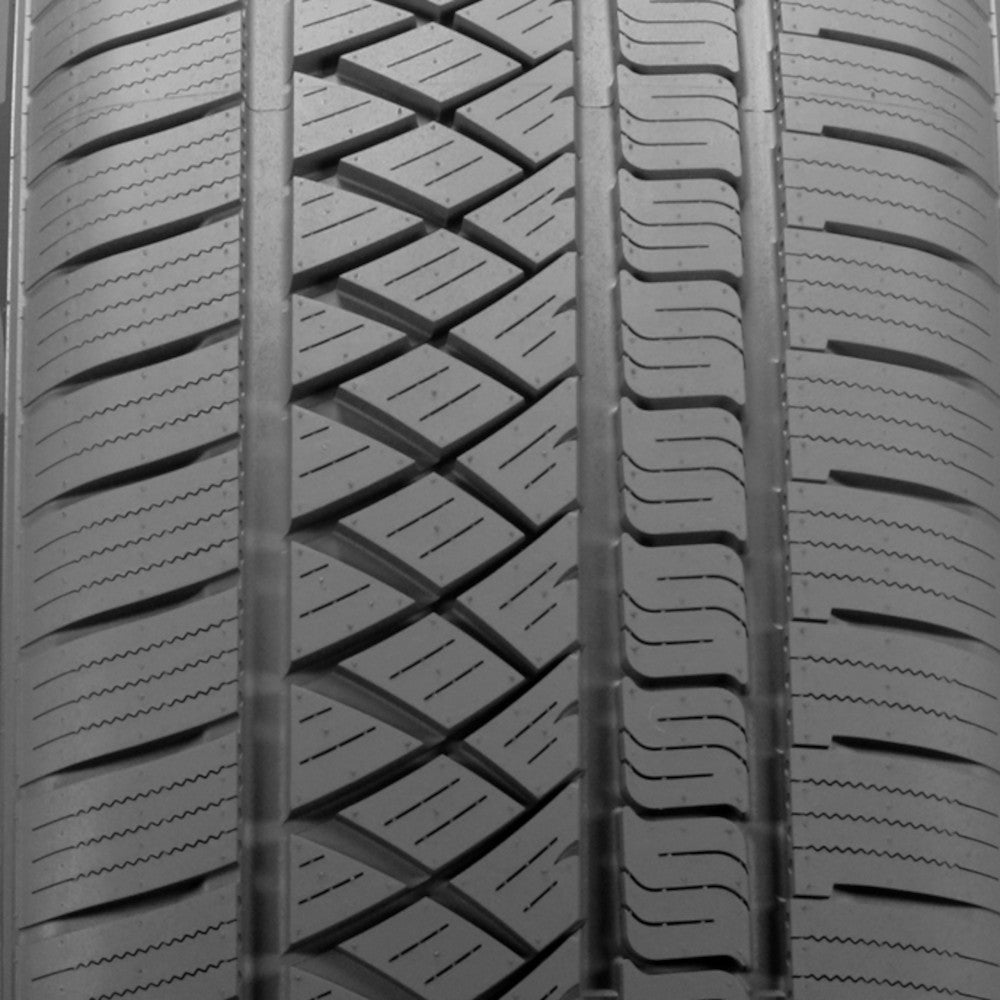 Atturo AZ810  (235/45R18 98Y XL)